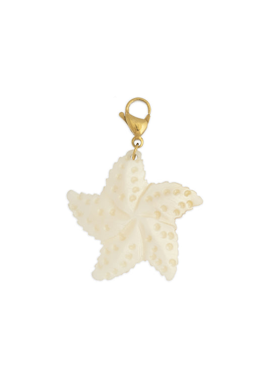 Colgante estrella de mar blanca, charm de nácar, colgante blanco, charm estrella, colgante de color neutro, charm de Lulàs_Lulàs